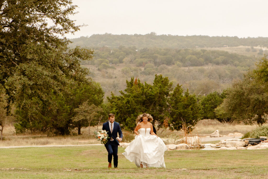 Camp Hideaway Fredericksburg luxury Texas wedding by Dallas Fort Worth DFW Texas wedding photographer Carlotti Photography